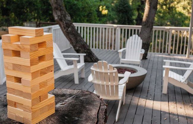 Hidden Oaks Farmhouse by Avantstay Hot Tub, Deck - Foto 36