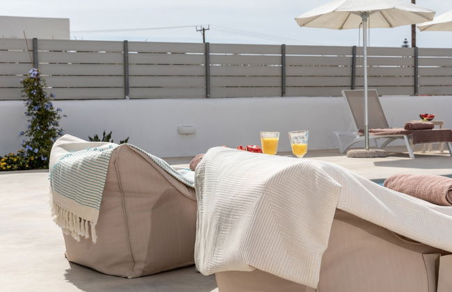 Naxian Lounge Villas - Photo 74