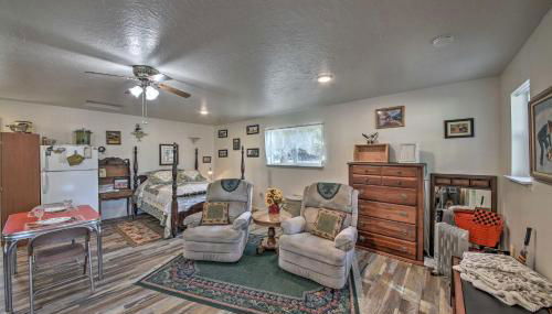 Pet-Friendly Libby Cottage with Mountain Views! - Photo 1