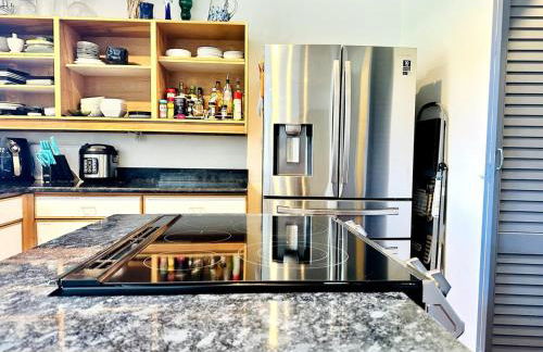 Waterfront Escape - Dock, Hot Tub, Theater - Foto 69