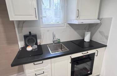 Charmant studio neuf et meublé - Foto 2