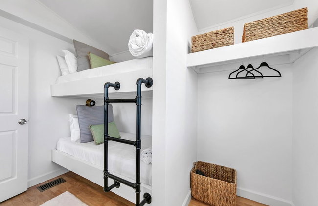 Henderson Haus - Is a Fabulous 3BR Townhome in Destin - Foto 17