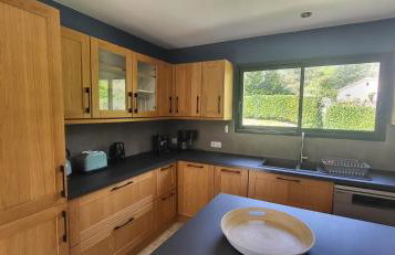 House with 4 air-conditioned bedrooms and swimming pool - Photo 14