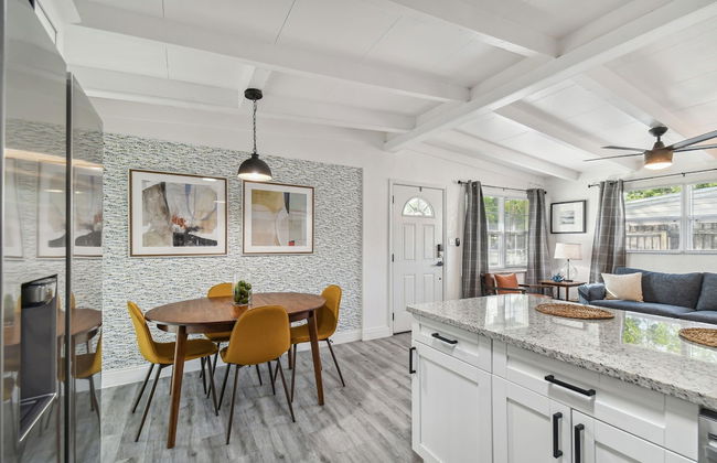 Coastal Bliss 3BR Gem Near MacDill AFB - Foto 15