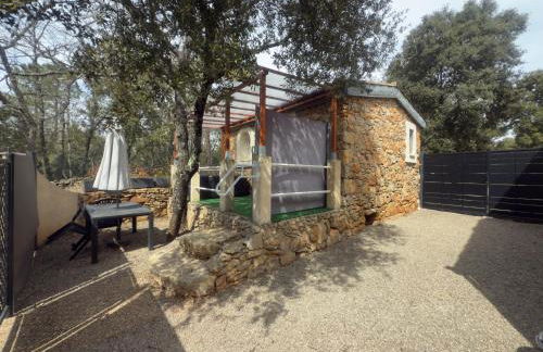 Le Cocon en pierre au coeur du Verdon gîte "Le Repos Des Chênes" - Foto 2