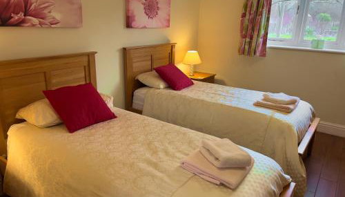 Cottages by the Moat - Photo 2