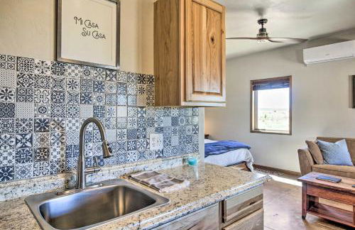 Cozy Elgin Casita with Gas Grill Pets Welcome! - Foto 8