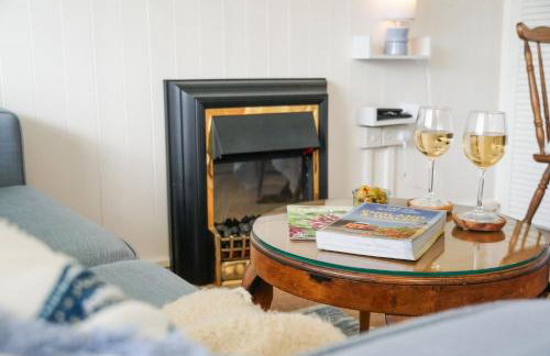 South Devon - River Dart Views - Free Parking - Pet Friendly - Photo 3