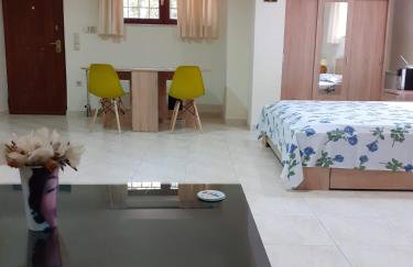 Near the Airport & near the Metro and Suburban station"PEANIA-KANTZA" - Foto 5