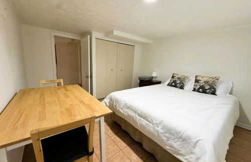 Entire 4 bedroom familyfriendly basement apartment, MetroWalk - Foto 30