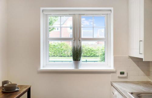 New! Charming 2-bed Home in Nevis Walk, Sleeps 4! - Foto 18