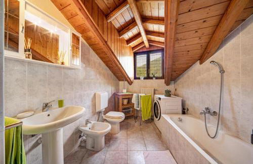 Mansarda fra monte e lago - Foto 18