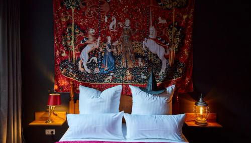 Wizard Apartment Hamburg - 3 Schlafzimmer - 156 qm mit Dachterrasse - bis 10 Personen - Dusche & Badewanne - Küche - Smart TV - kostenloser Parkplatz - Foto 2