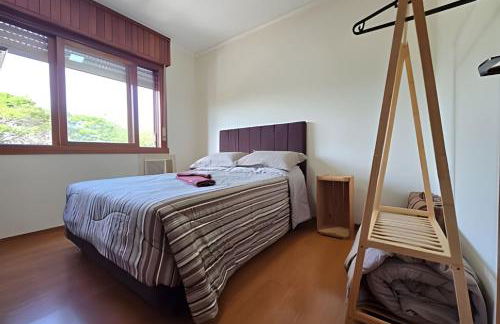 Estadia Tri - Ótima Localização, Confortável e com Garagem - Foto 1