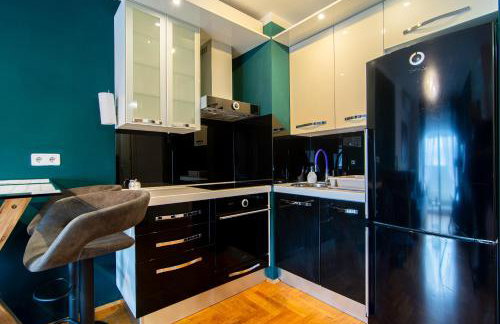 Flexible SelfCheckIns 114 - Zagreb - Bedroom - Loggia - Foto 4