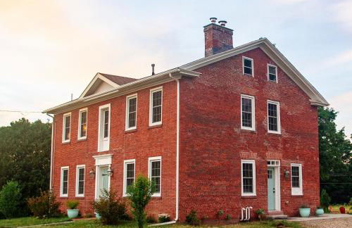 Farmhouse Broad Brook: Comfort & Charm. - Foto 3