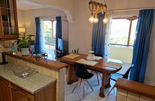 K for Karavomilos - Photo 6