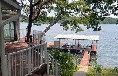 Lakefront Family Home Private Dock with Huge Views - Foto 41