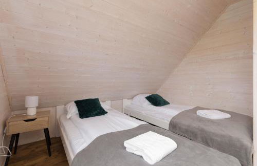 Domek z Ogrodem w Strzeżenicach by Noclegi Renters - Foto 3