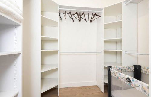 Stylish Apartments in Glendale with Free Parking - Foto 64