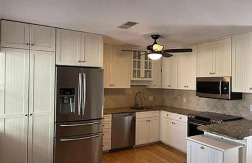 Charming 2-bedroom house with fitness room and AC in welcoming Buford - Foto 5