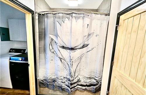 The Upstairs Escape - Foto 32