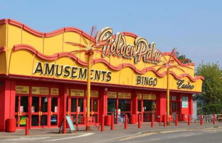 PG69 Golden Palm 8 Berth Caravan with Decking - Foto 11