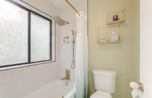 4 Mi to Stone Mountain Retreat with Office! - Foto 15