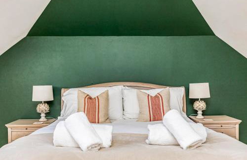 Charming Cottage with Garden - Pass the Keys - Foto 24