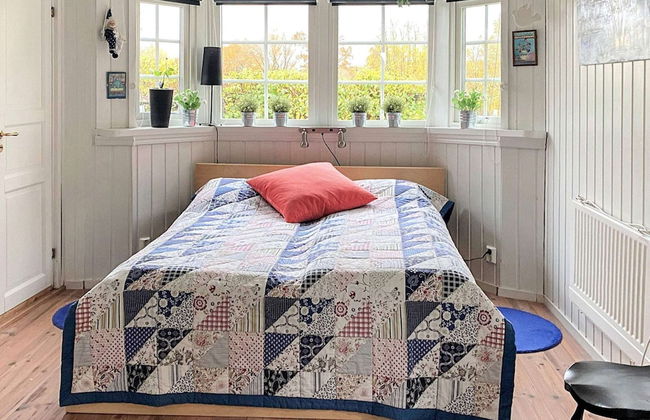 8 Person Holiday Home in Vackelsang - Photo 13