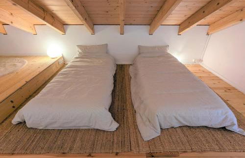 Vacation home with a view of nature, home theater, fireplace - Foto 34