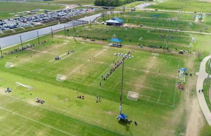 New Breezy Cottage - King Bed - Mini-Golf - Park - Foto 2