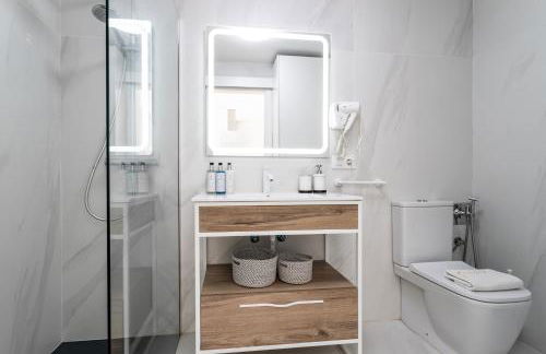 2 Estudios en La Romana Playa, uno con vista parcial mar y otro vista a la piscina - Foto 12