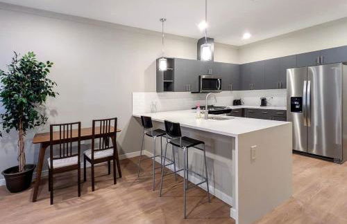 213 Brand New 3 Bedroom 2 Bath 1 Full Kit 1 Liv - Foto 4