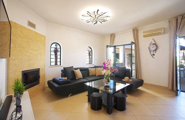 3 bedroom House in Albufeira with swimming pool and terrace - Photo 7