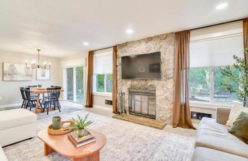 Peace and Serenity in Gresham! Sleek Home with Yard - Photo 7