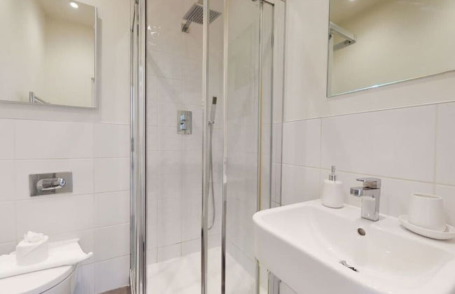 Luxury Apartment - Town Centre North Stevenage - Foto 18