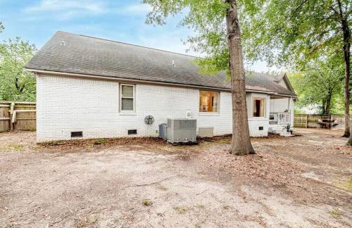 Settle Inn-- 10mi to Columbia, Mins to Lake Murray - Foto 38