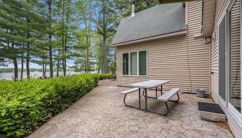 Relax Explore Waterfront Crawford Lake Cottage - 4878 - Foto 3, Other