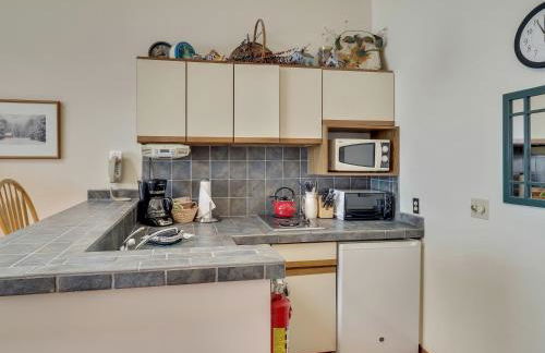 349 Edgewater Inn - Photo 5