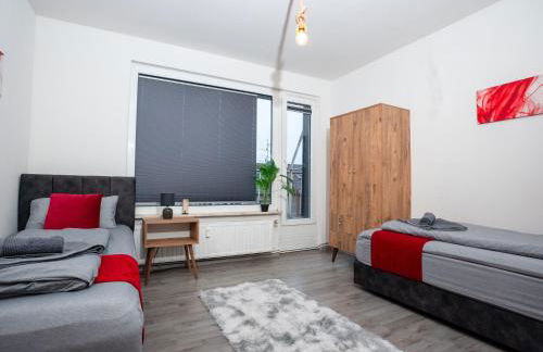 Livemore24 - Space in Duisburg WLAN - Smart-TV - 24-7 Check-in und Küche - Photo 8