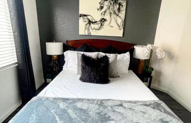 VEGAS GEM 4BDR KING BED Wifi GARAGE PRKNG - Foto 38