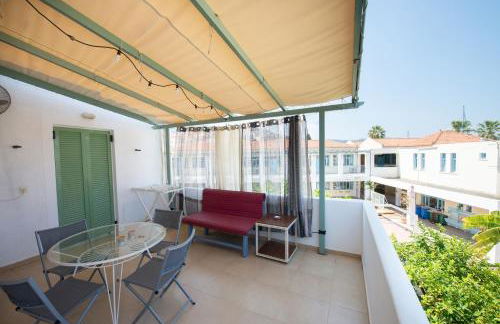 Nadia's Place - Photo 36