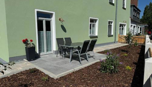 Apartment mit Terrasse "Blumentraum" - Foto 2