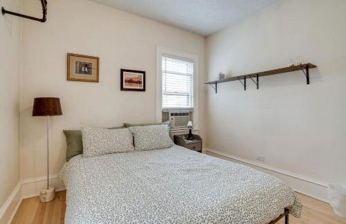 Bright Minneapolis Apartment - 1 Mi to Downtown! - Foto 18