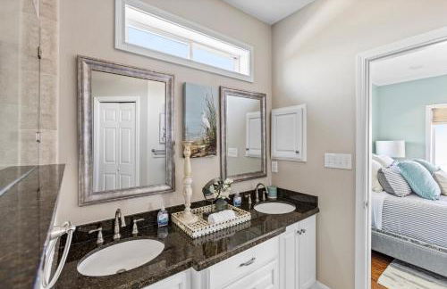 Seaside Sunrise Luxury Beachfront, Hot Tub, Firepit, Elevator - Foto 30