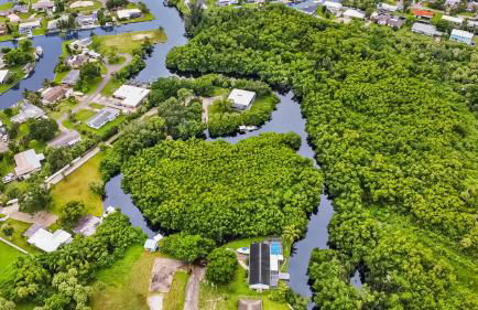 Bring Snacks and Relax! Waterfront, Heated pool, Cribs, Pets, Rods, BBQ - Foto 43