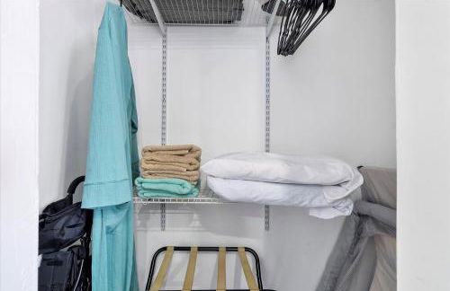 5 min to Brickell & Bars - Arcade - King Bed - Outdoor Fun - Foto 20