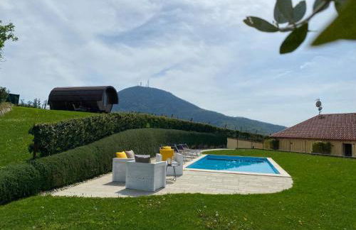 AZIENDA AGRICOLA CA' LUNGA - Foto 17