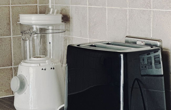 Beautiful 2-bed Apartment in London - Photo 9